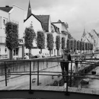 la fille sur le pont