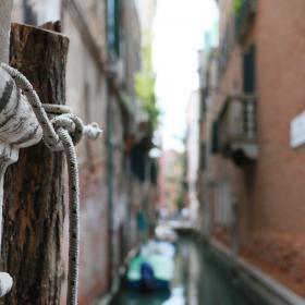 ruelle venise by Sébastien GAUDIN